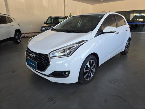 HYUNDAI HB20 1.6 PREMIUM 16V FLEX 4P AUTOMÁTICO HYUNDAI HB20 1.6 PREMIUM 16V FLEX 4P AUTOMÁTICO
